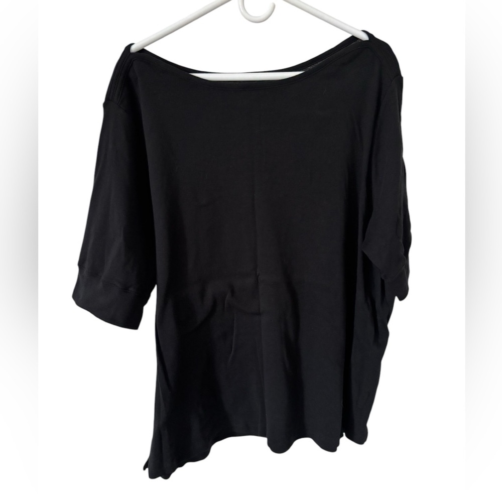 WHITE STAG WOMEN’S BLACK SHORT SLEEVE TOP